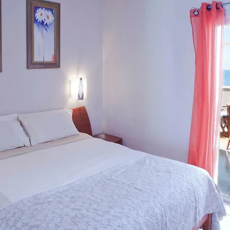 Beachfront In Paradise Appartamento